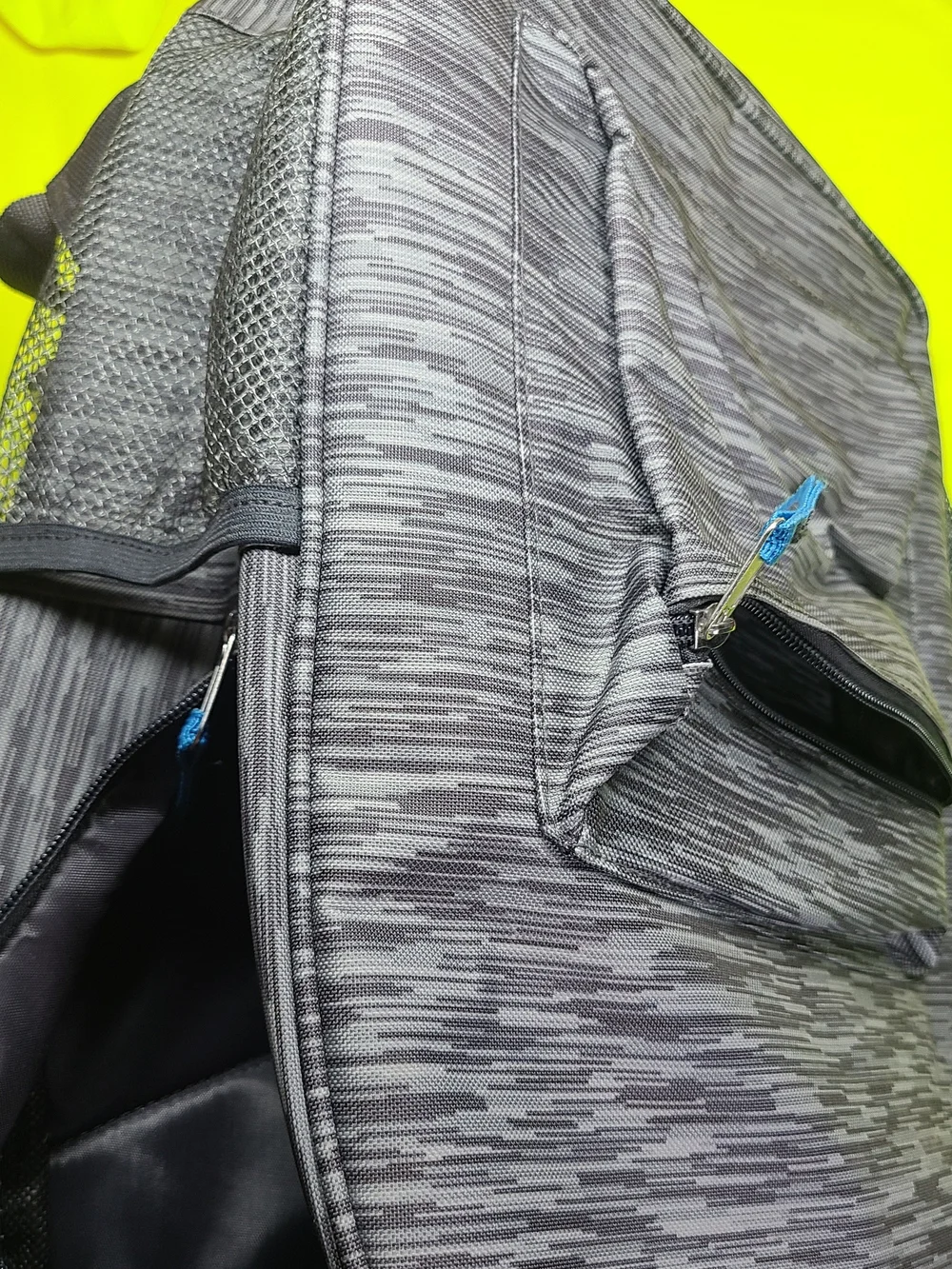 Men's Gray Patterned Backpack with Blue Accents